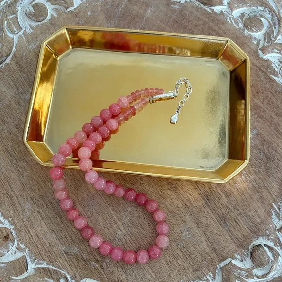 Vintage Givenchy Necklace of Pink Glass Beads. - Picture 2 of 7